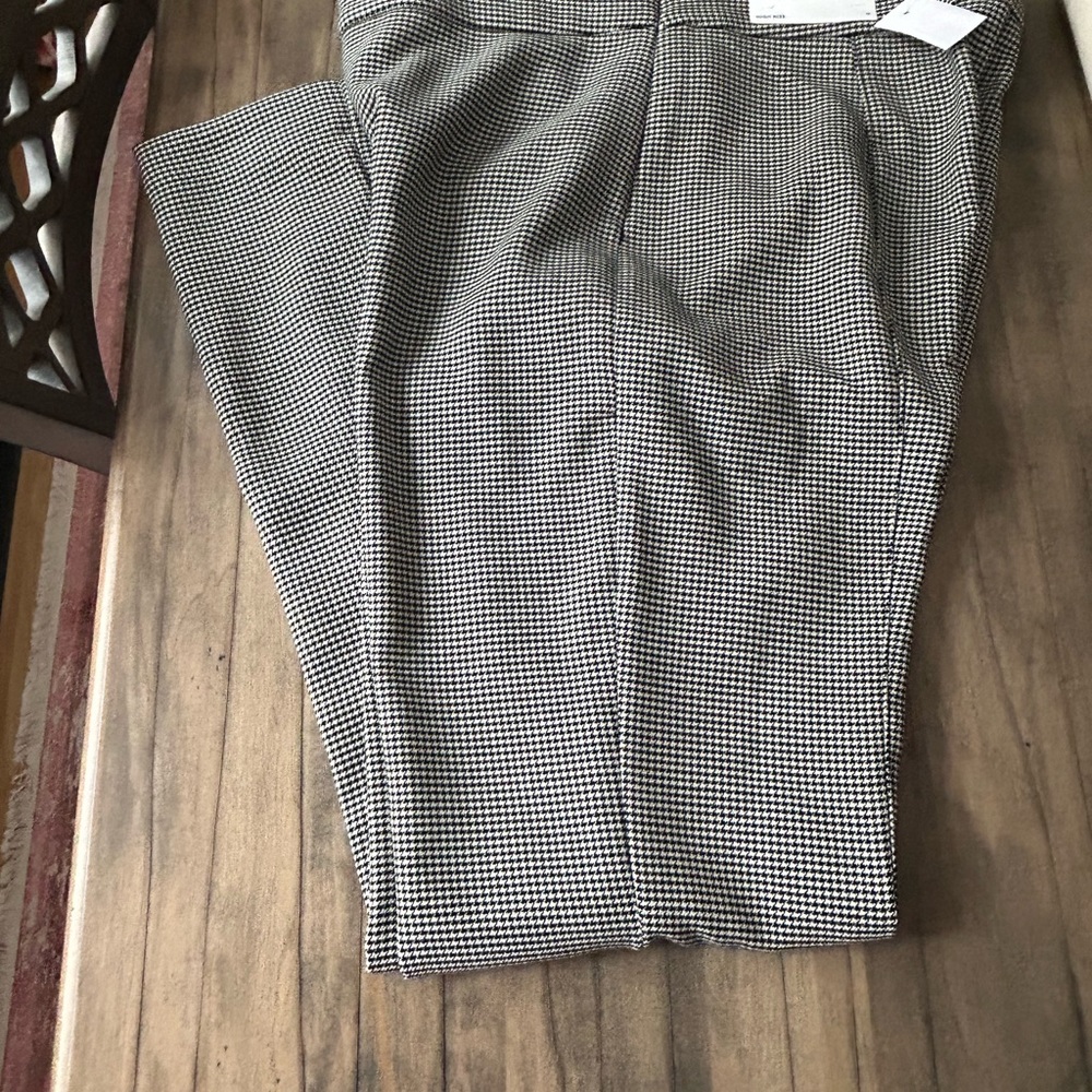 Ann Taylor, NWT, black/white, side zip trousers